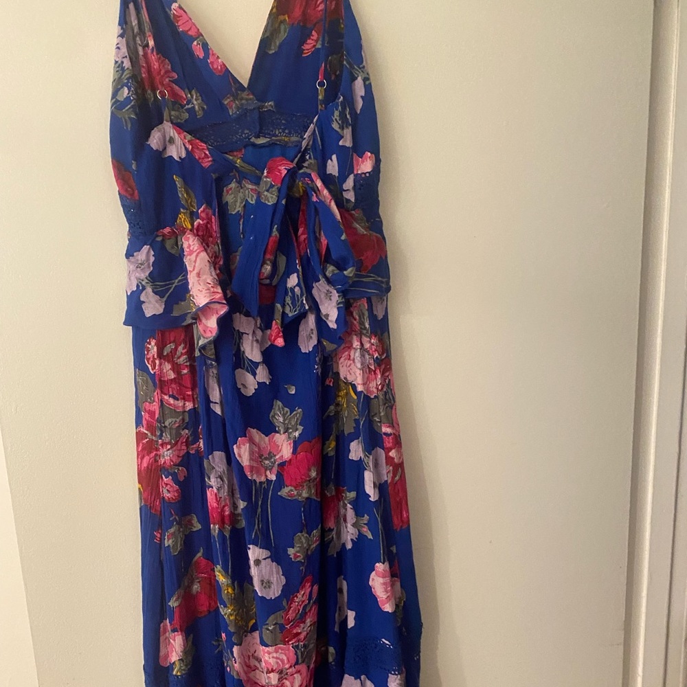 Band of Gypsies, midi length, never worn size M.
